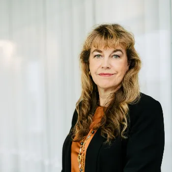 Renée Aguiar-Lucander picture